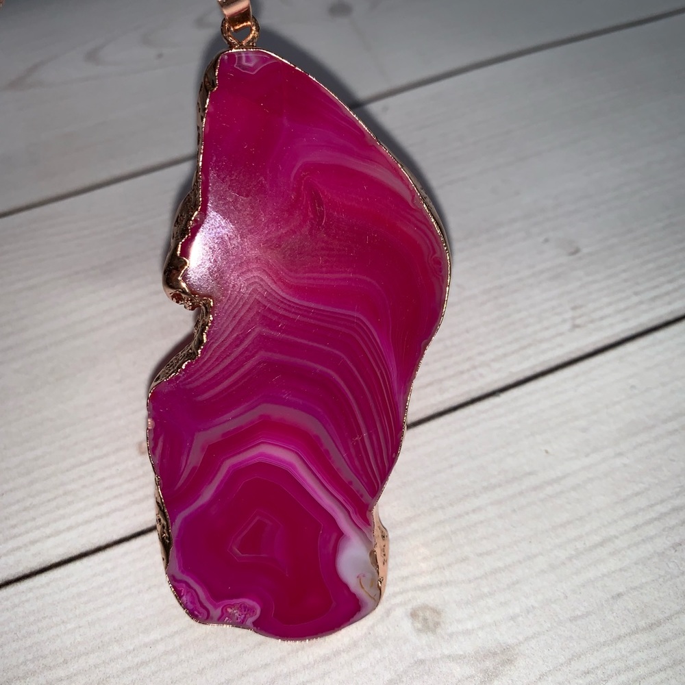 Hot pink agate slice pendant